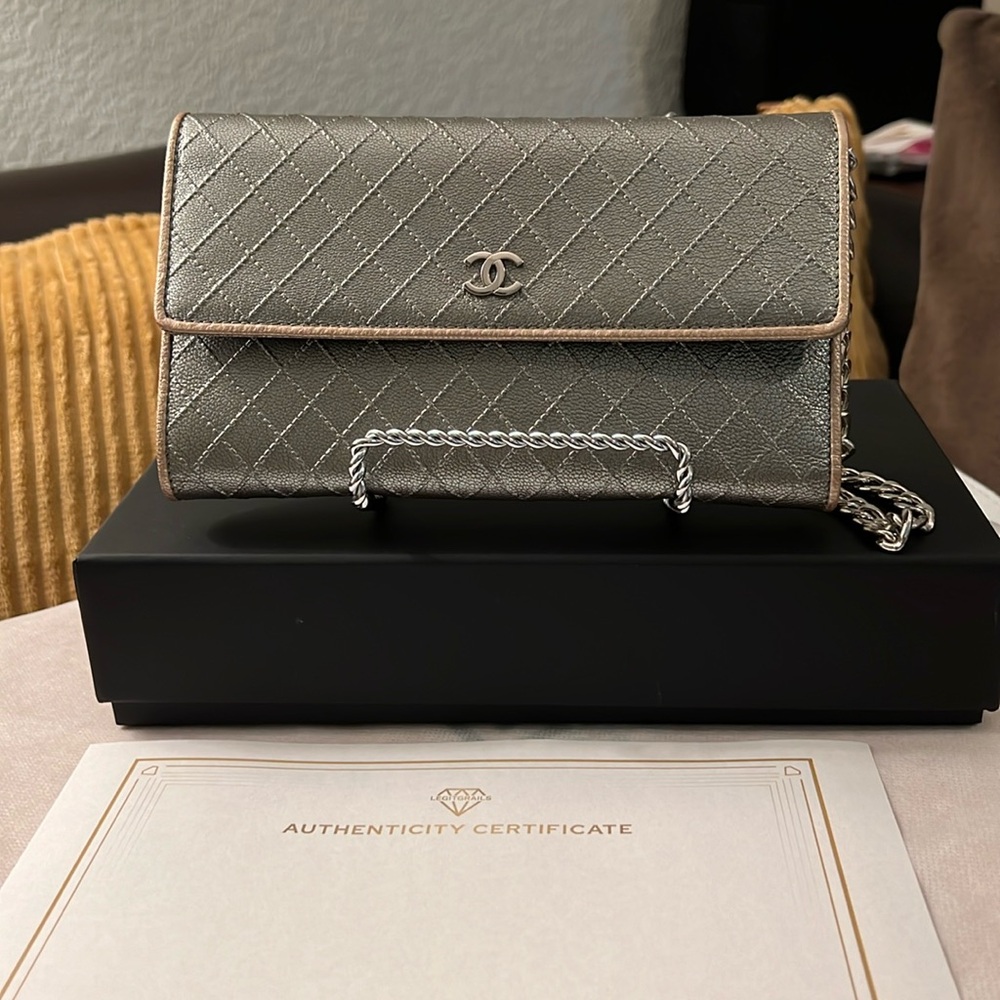 Chanel Silver Calfskin CC Flap Diamond Stitch Wallet
